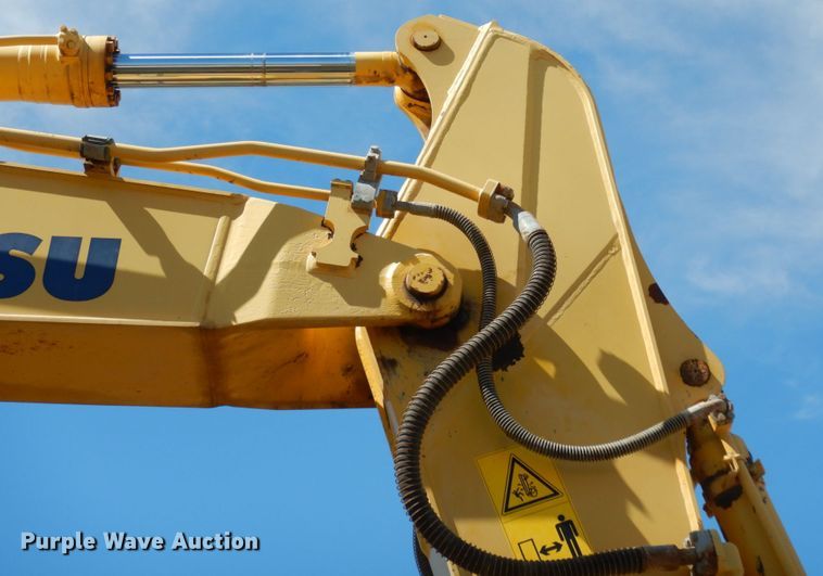 image for item DC2115 2012 Komatsu PC228USLC-8  excavator