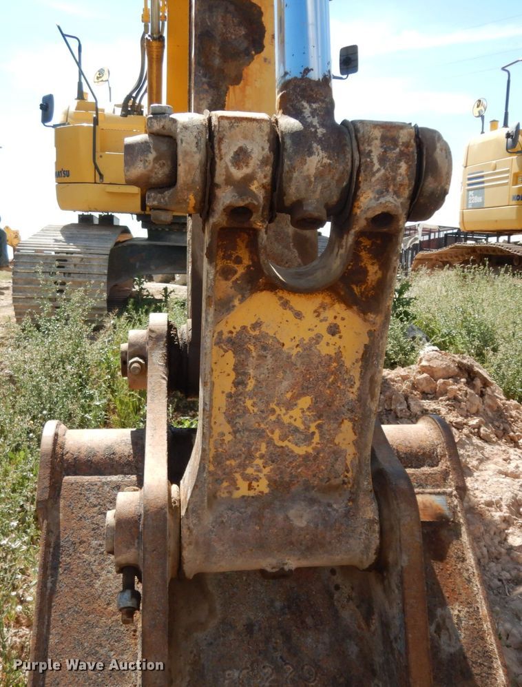 image for item DC2115 2012 Komatsu PC228USLC-8  excavator