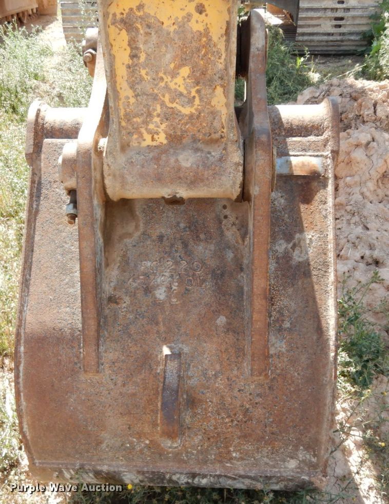 image for item DC2115 2012 Komatsu PC228USLC-8  excavator