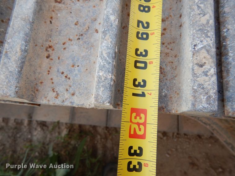 image for item DC2115 2012 Komatsu PC228USLC-8  excavator