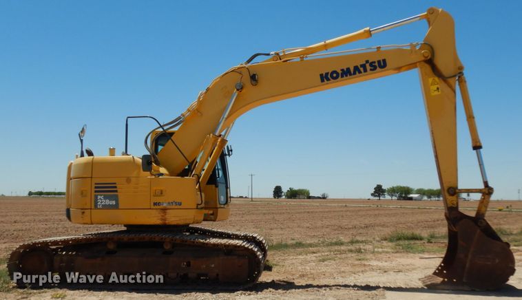 image for item DC2116 2014 Komatsu PC228USLC-8  excavator