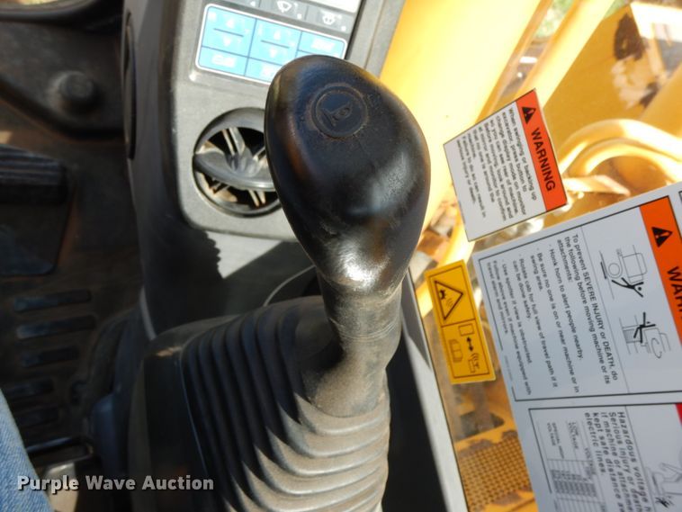 image for item DC2116 2014 Komatsu PC228USLC-8  excavator