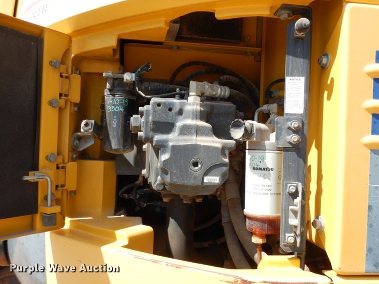 image for item DC2116 2014 Komatsu PC228USLC-8  excavator