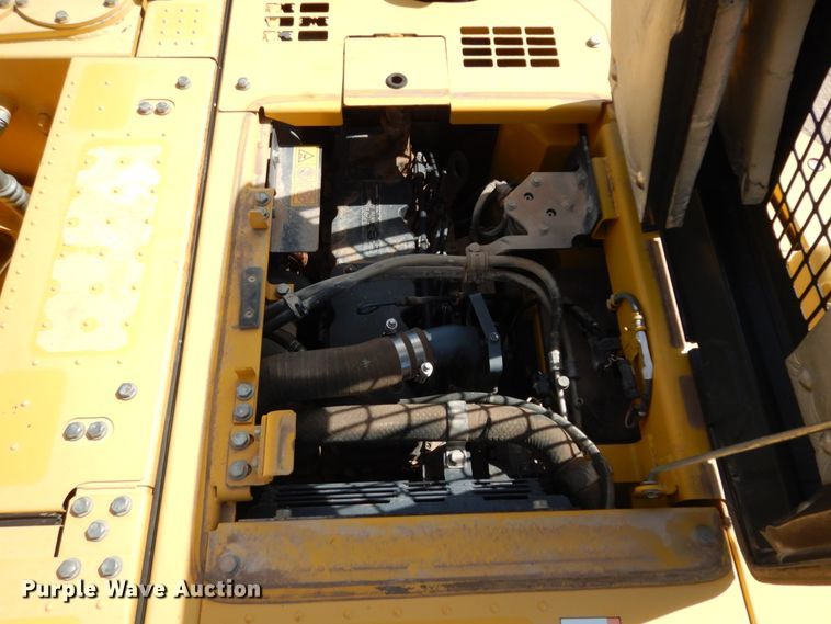 image for item DC2116 2014 Komatsu PC228USLC-8  excavator