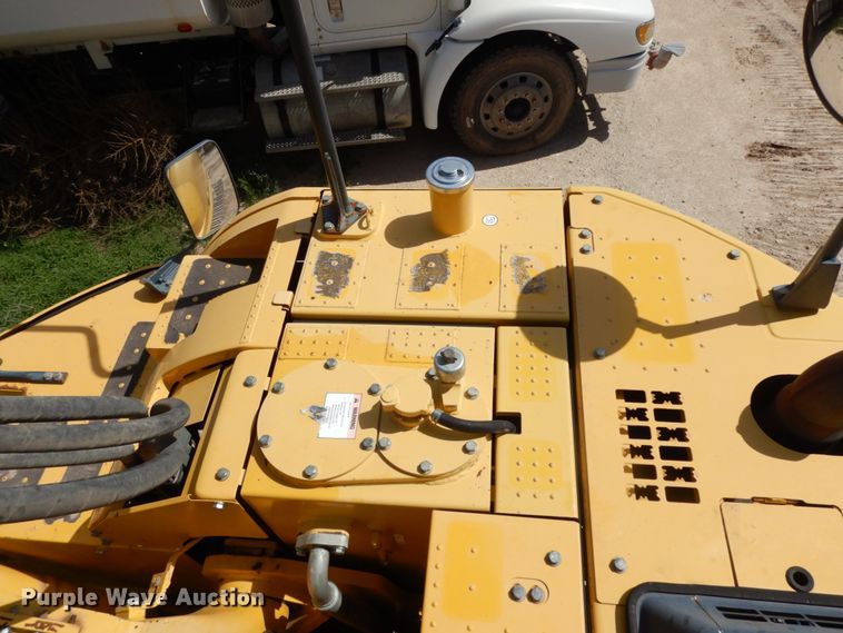 image for item DC2116 2014 Komatsu PC228USLC-8  excavator