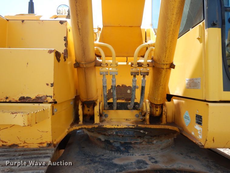 image for item DC2116 2014 Komatsu PC228USLC-8  excavator