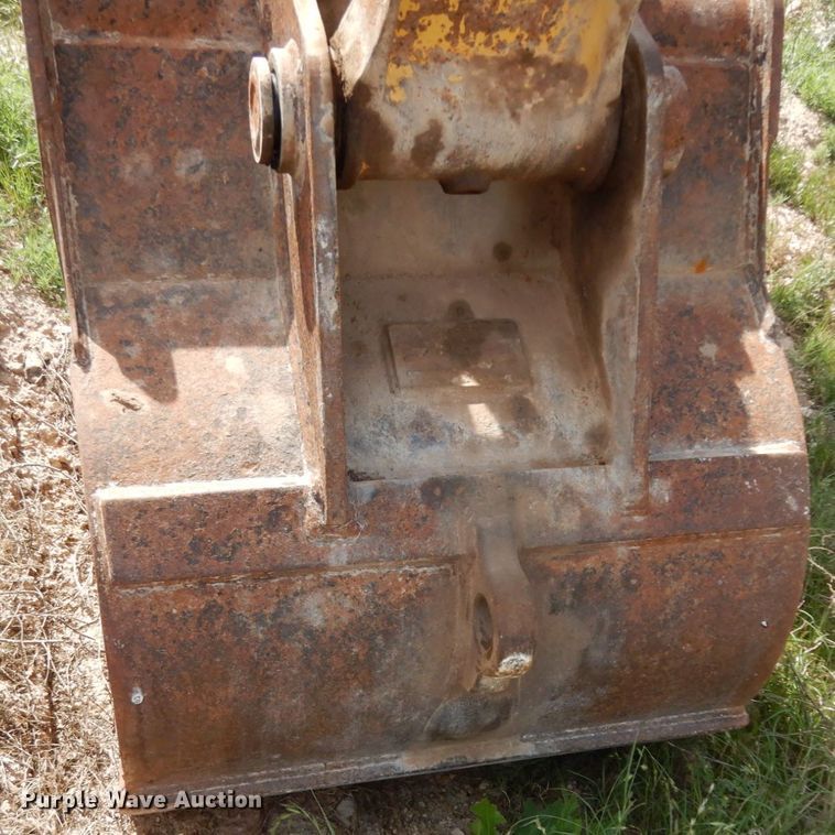 image for item DC2116 2014 Komatsu PC228USLC-8  excavator