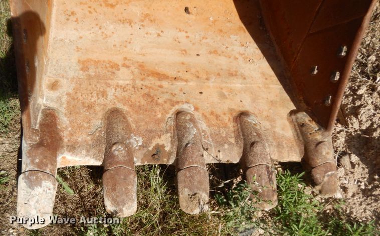 image for item DC2116 2014 Komatsu PC228USLC-8  excavator