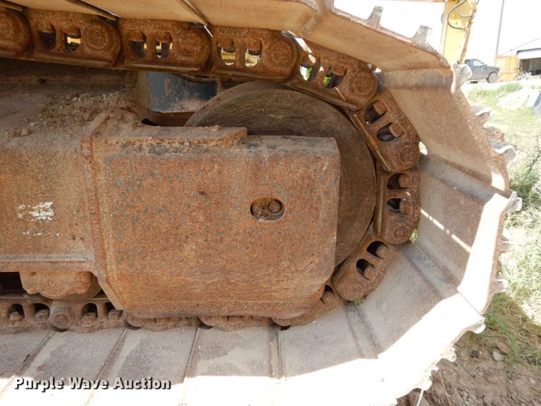 image for item DC2116 2014 Komatsu PC228USLC-8  excavator