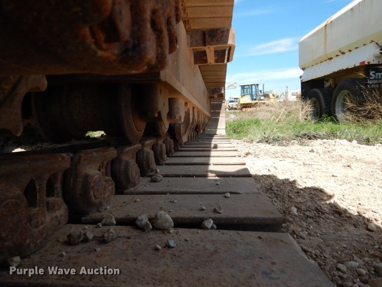 image for item DC2116 2014 Komatsu PC228USLC-8  excavator