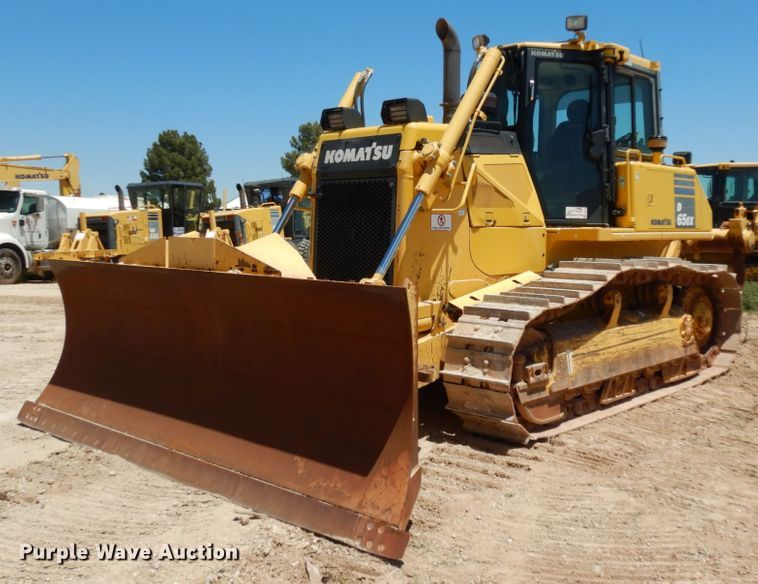image for item DC2118 2014 Komatsu D65EX-17  dozer