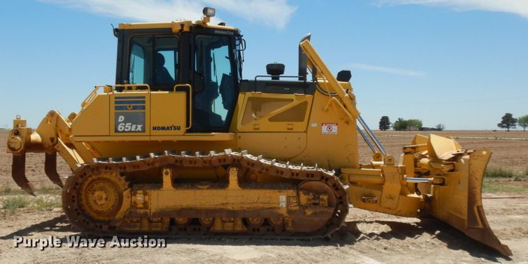 image for item DC2118 2014 Komatsu D65EX-17  dozer