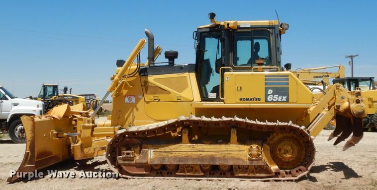 image for item DC2118 2014 Komatsu D65EX-17  dozer