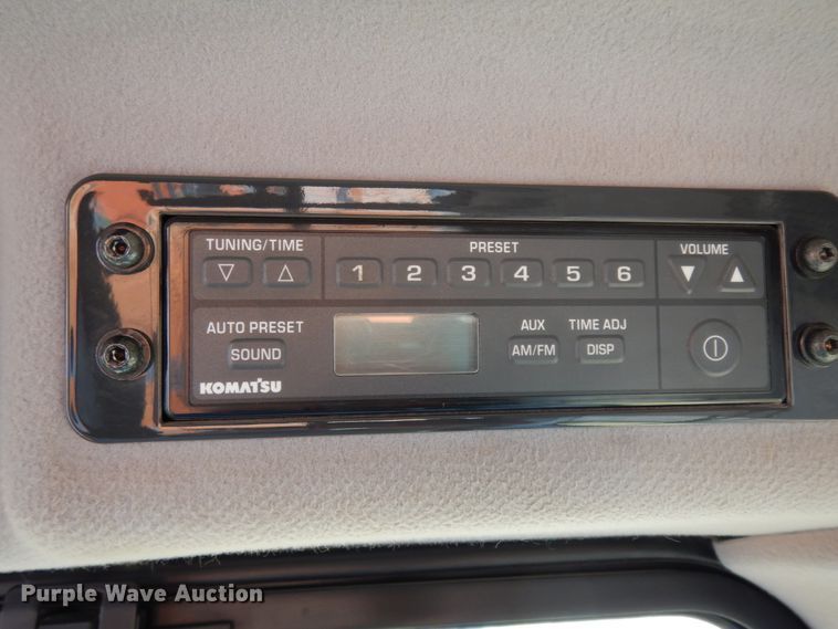 image for item DC2118 2014 Komatsu D65EX-17  dozer