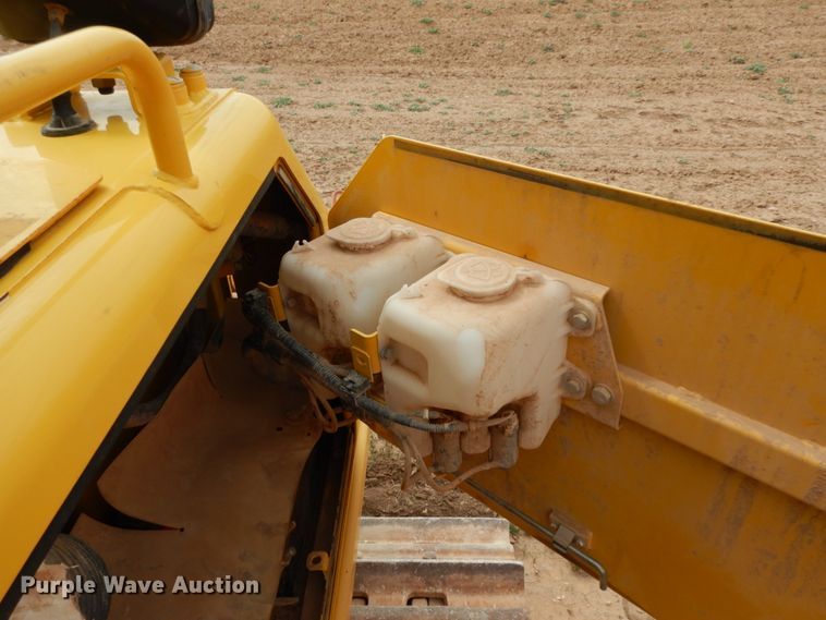 image for item DC2118 2014 Komatsu D65EX-17  dozer