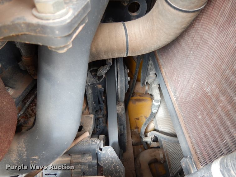 image for item DC2118 2014 Komatsu D65EX-17  dozer