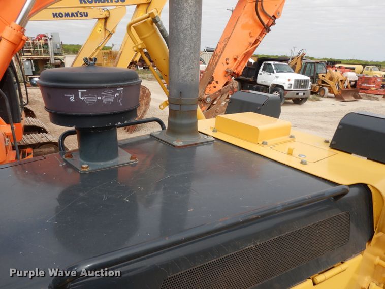 image for item DC2118 2014 Komatsu D65EX-17  dozer