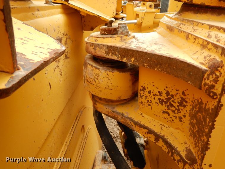 image for item DC2118 2014 Komatsu D65EX-17  dozer
