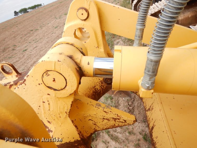 image for item DC2118 2014 Komatsu D65EX-17  dozer