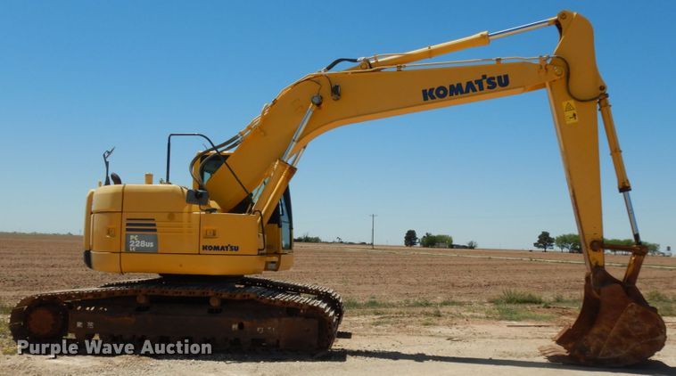 image for item DC2119 2014 Komatsu PC228USLC-8  excavator