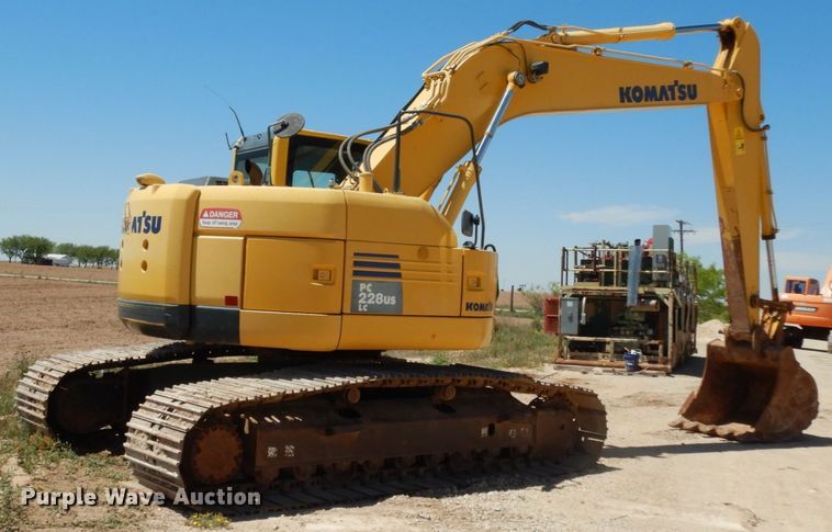 image for item DC2119 2014 Komatsu PC228USLC-8  excavator