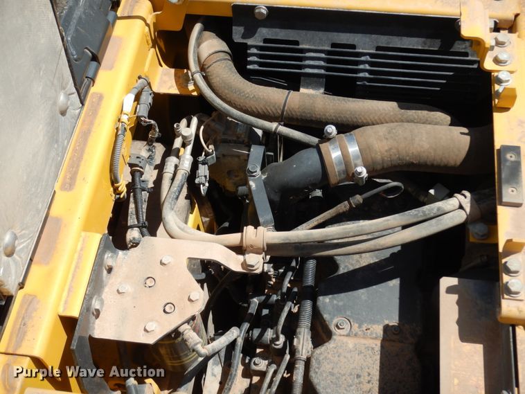 image for item DC2119 2014 Komatsu PC228USLC-8  excavator