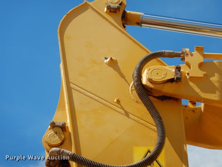 image for item DC2119 2014 Komatsu PC228USLC-8  excavator