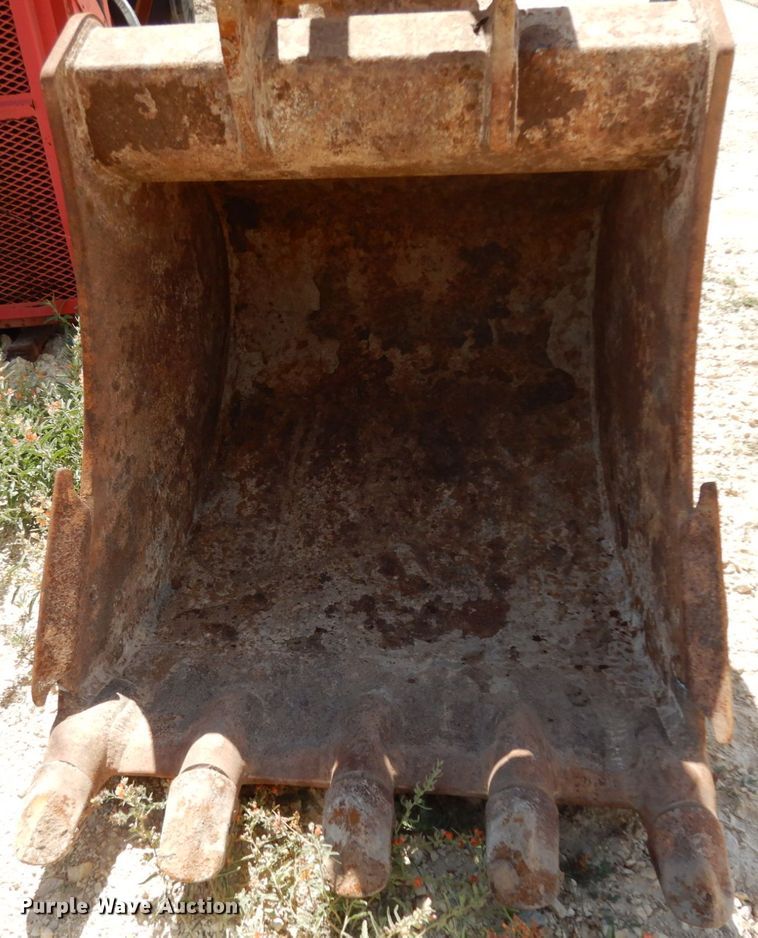 image for item DC2119 2014 Komatsu PC228USLC-8  excavator