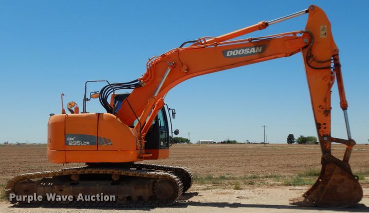 image for item DC2120 2011 Doosan DX235LCR  excavator