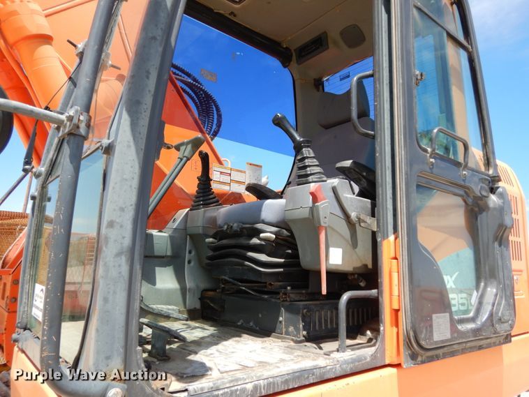 image for item DC2120 2011 Doosan DX235LCR  excavator