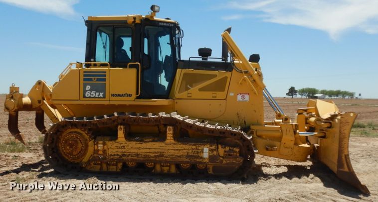image for item DC2122 2015 Komatsu D65EX-17  dozer