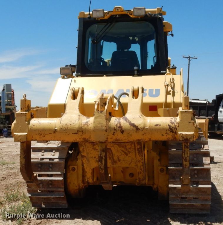image for item DC2122 2015 Komatsu D65EX-17  dozer