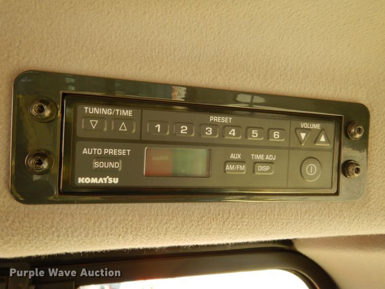 image for item DC2122 2015 Komatsu D65EX-17  dozer