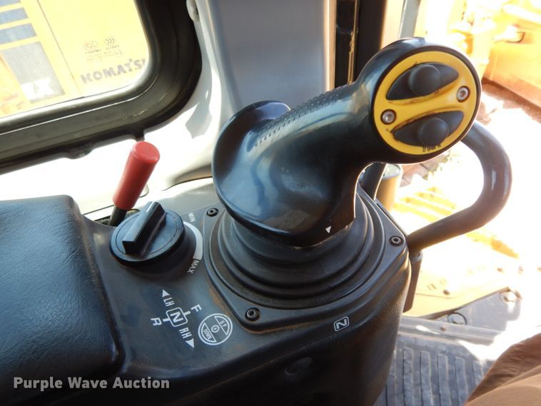 image for item DC2122 2015 Komatsu D65EX-17  dozer