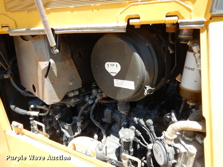 image for item DC2122 2015 Komatsu D65EX-17  dozer