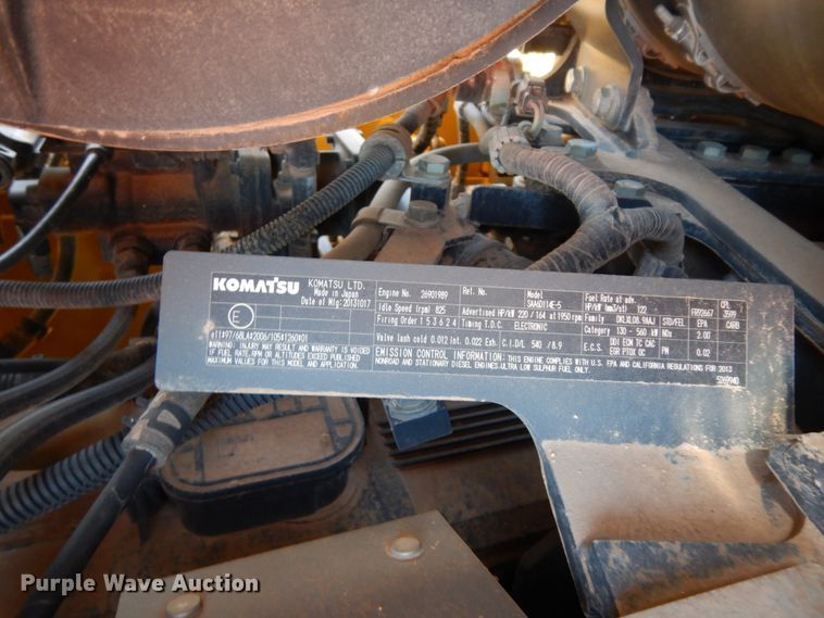 image for item DC2122 2015 Komatsu D65EX-17  dozer