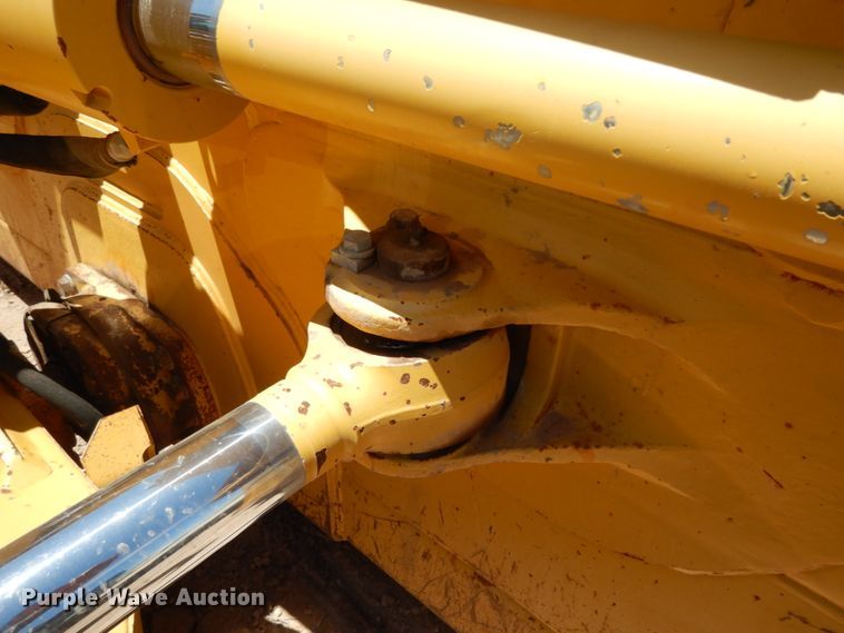 image for item DC2122 2015 Komatsu D65EX-17  dozer