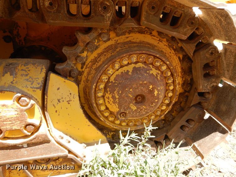 image for item DC2122 2015 Komatsu D65EX-17  dozer