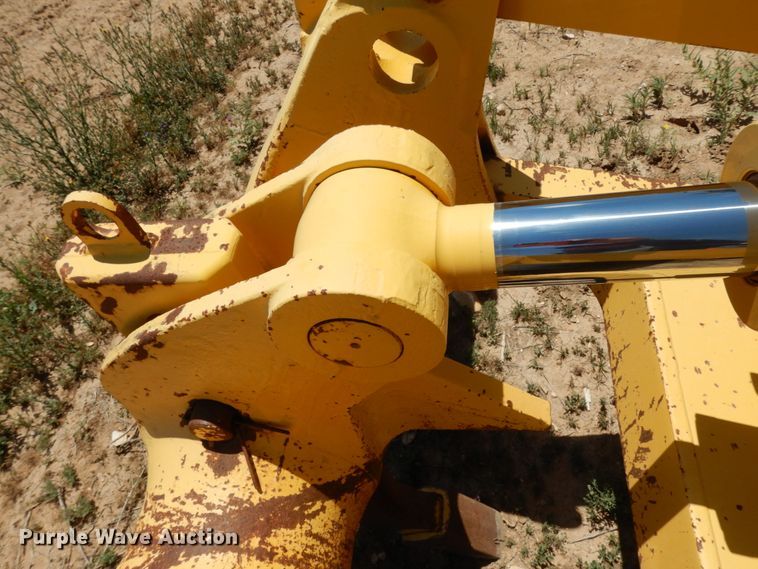 image for item DC2122 2015 Komatsu D65EX-17  dozer