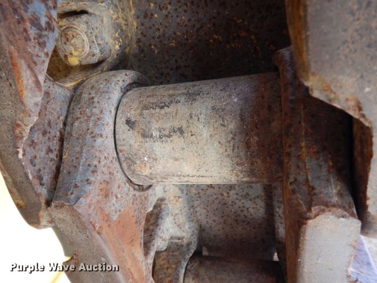 image for item DC2122 2015 Komatsu D65EX-17  dozer