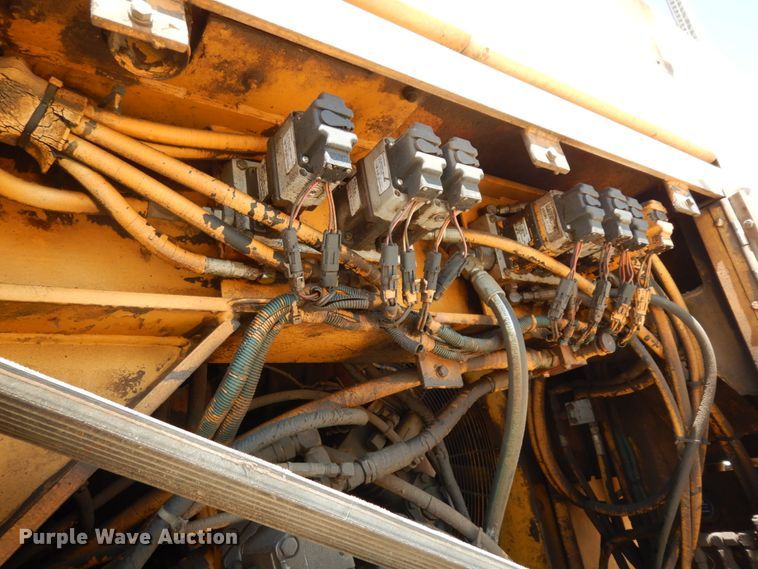 image for item DC2170 1992 CMI RS500  reclaimer