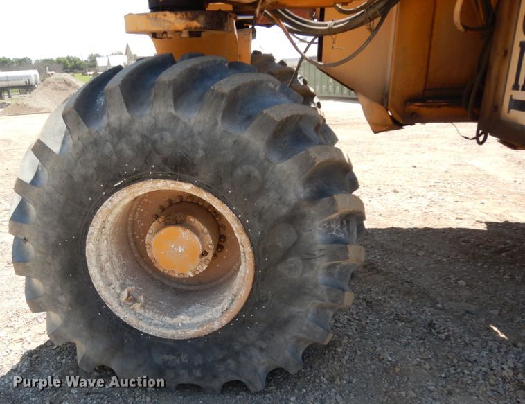 image for item DC2170 1992 CMI RS500  reclaimer