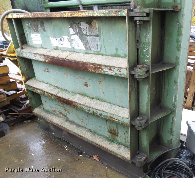 image for item DC2921 Birmingham PB6030R baler
