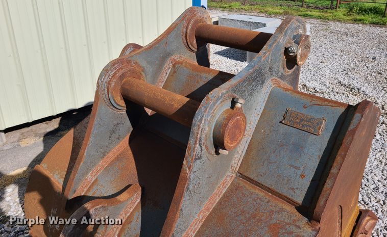 image for item DH5986 TAG 48"W excavator bucket