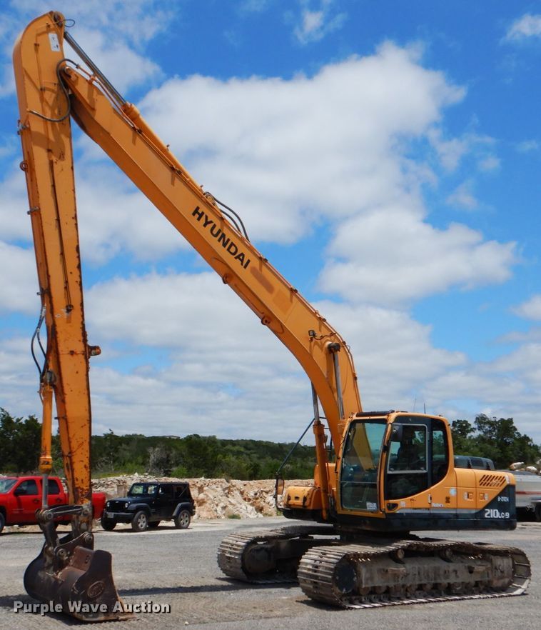 image for item DJ0777 2011 Hyundai Robex 210LC-9  long reach excavator