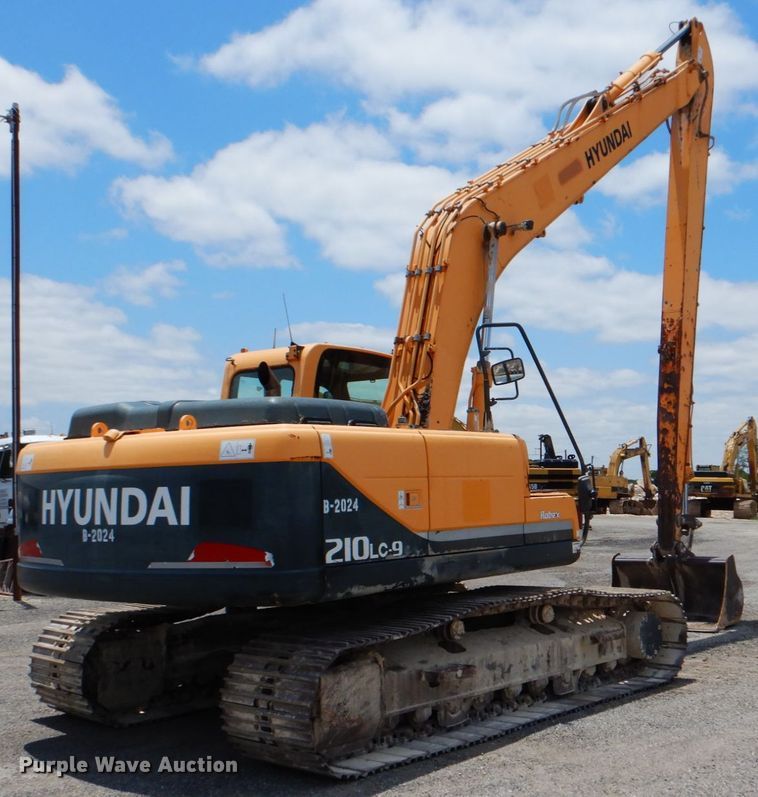 image for item DJ0777 2011 Hyundai Robex 210LC-9  long reach excavator