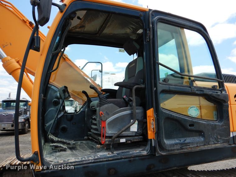 image for item DJ0777 2011 Hyundai Robex 210LC-9  long reach excavator
