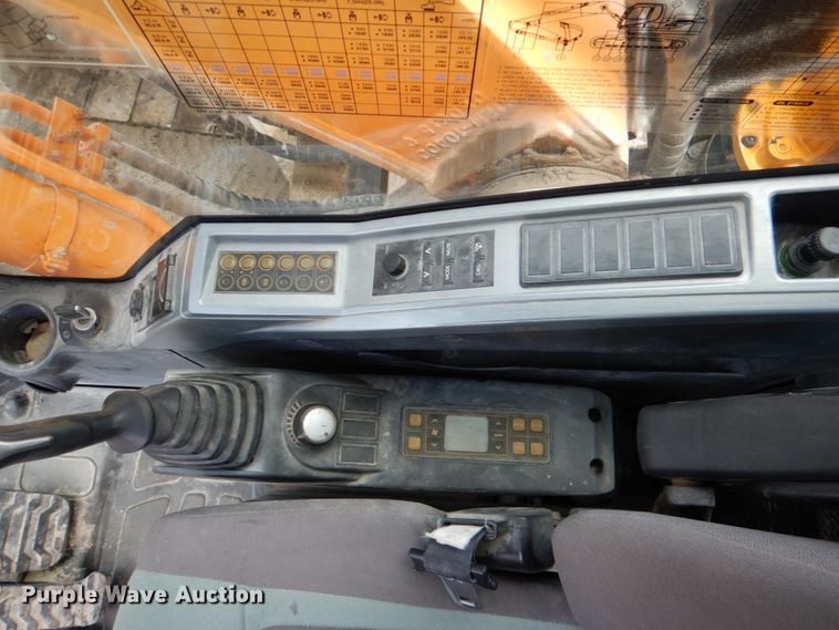 image for item DJ0777 2011 Hyundai Robex 210LC-9  long reach excavator