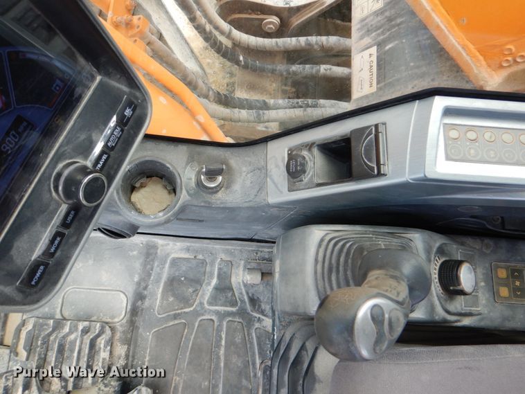 image for item DJ0777 2011 Hyundai Robex 210LC-9  long reach excavator