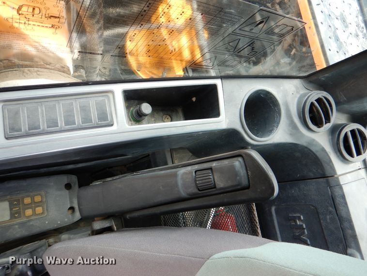 image for item DJ0777 2011 Hyundai Robex 210LC-9  long reach excavator